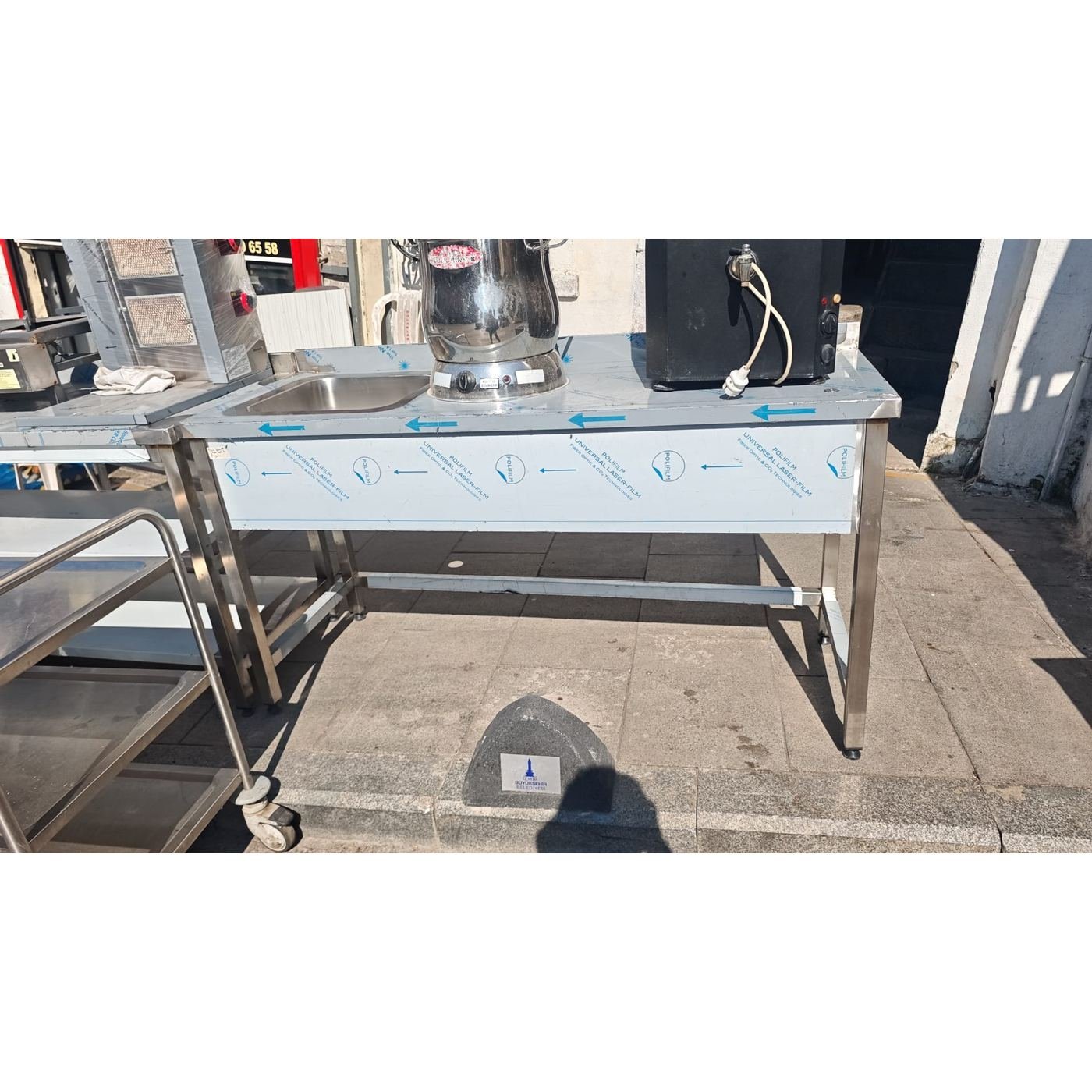 Tekerlekli Ayak Bağlı Çalışma Tezgâhı